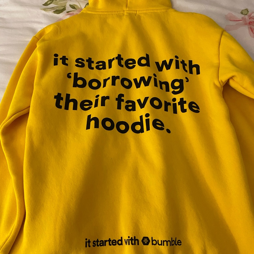 Brand new it started with bumble dating app sweatshirt size medium